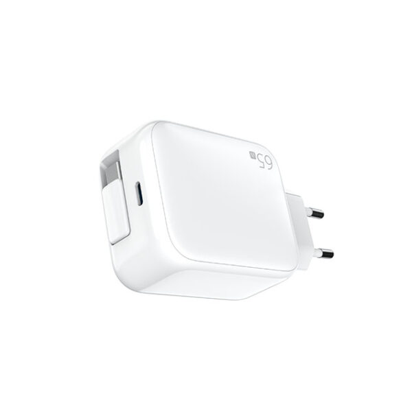 65W Wall Charger with Retractable Cable - Image 4