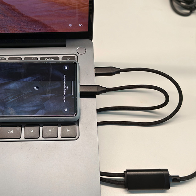 charge two devices simultaneously